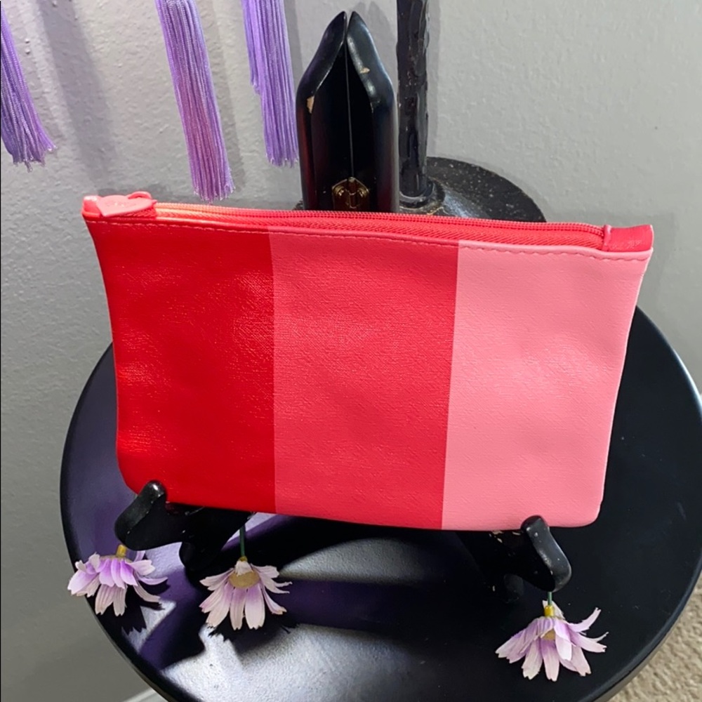 Makeup bag